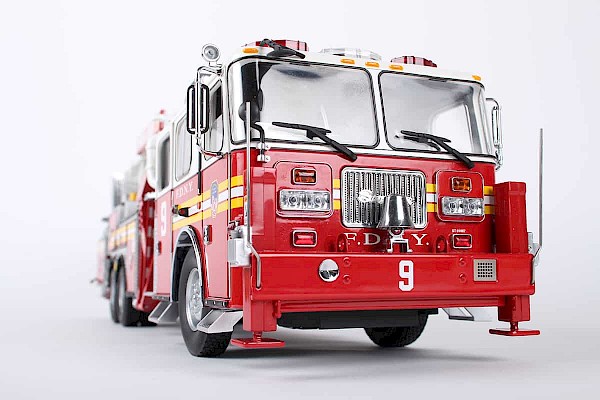 Fire Replicas FDNY Ladder 118 Scale Model